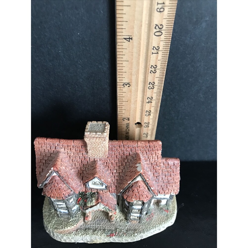 David Winter Cottage Shirehall 1985 Hand Made And Hand Painted Great Britain - Picture 2 of 9